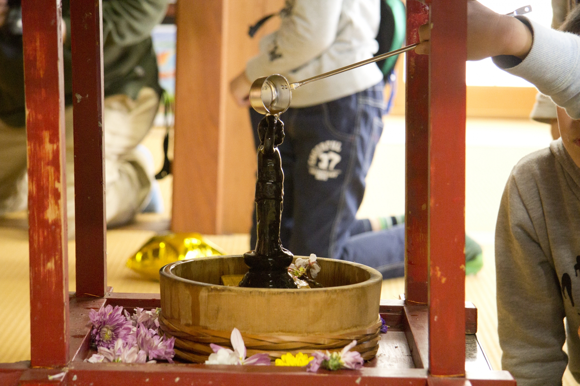 花まつりお釈迦様には歌と花と甘茶を 名古屋の仏教イベントを見逃すな